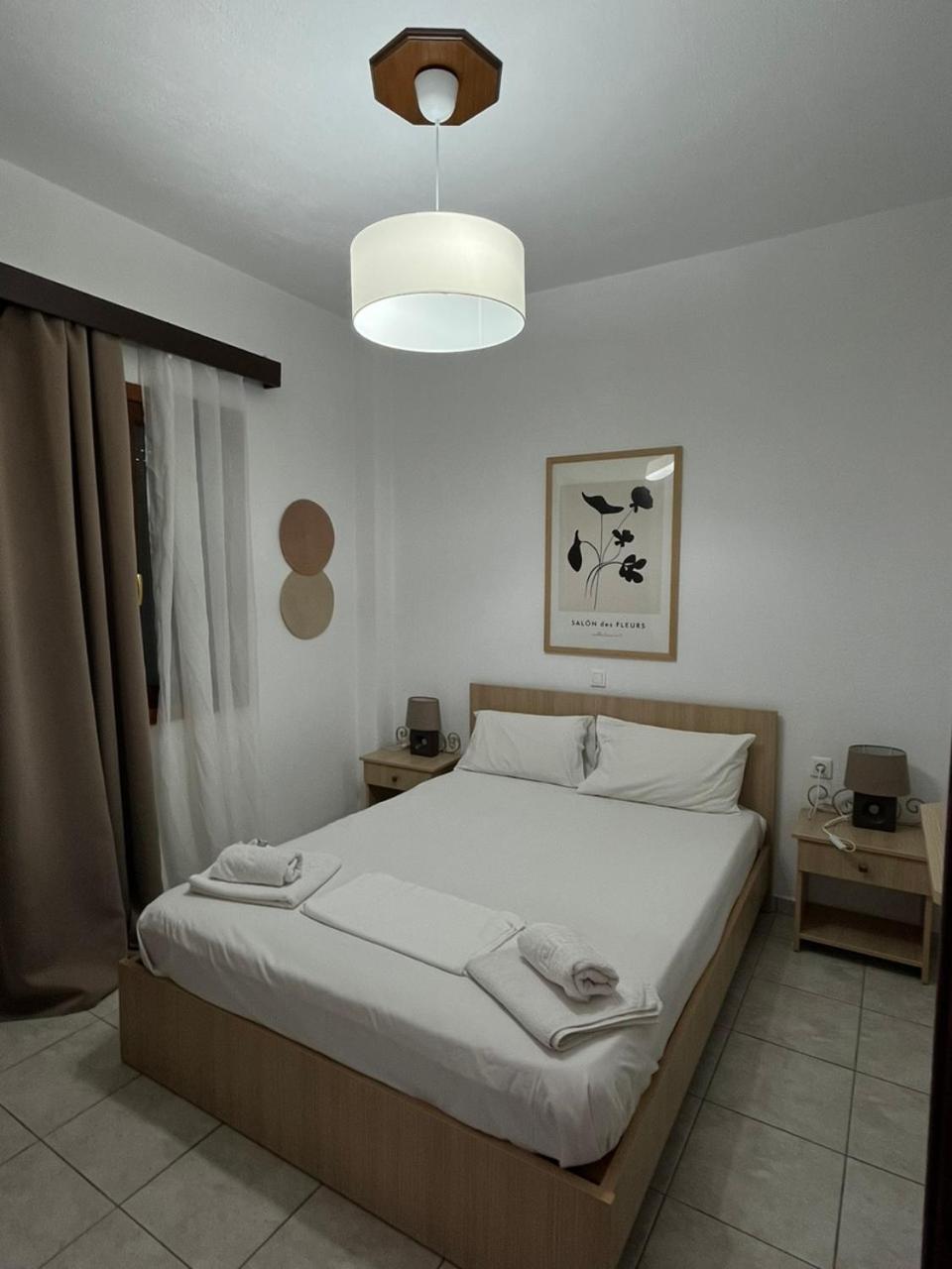Giasemi Apartments Szkópelosz Kültér fotó