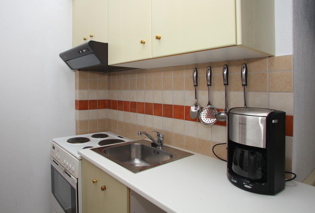 Giasemi Apartments Szkópelosz Kültér fotó