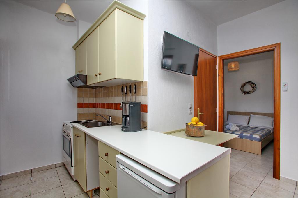 Giasemi Apartments Szkópelosz Kültér fotó